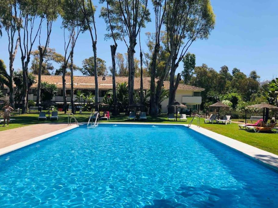 Puerto Banus Eddie Suite マルベーリャ エクステリア 写真